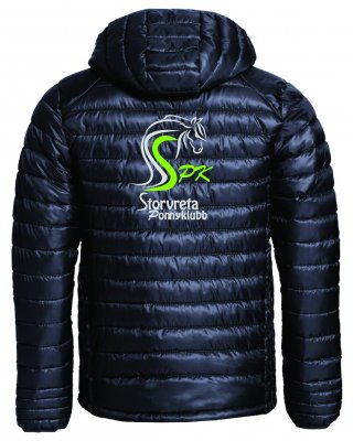 Zoom bild av jacka,hudson,klubbjacka,jacka med klubblogga,ridklubb,ridklubbar