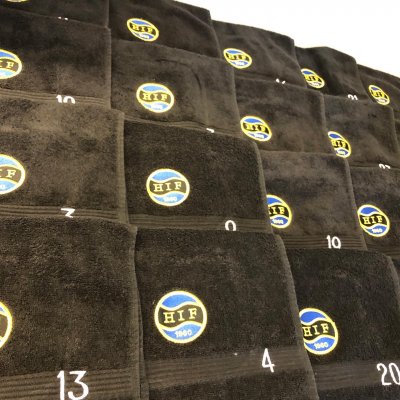 Zoom bild av Typsnitt, spelarhandduk, hagunda, hif, innebandy, spelarnummer, hagundaif, lagsport, hagunda mot ssl, svenska super ligan,