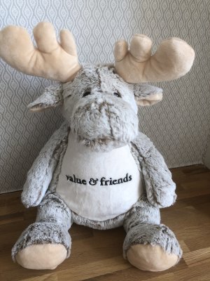 Zoom bild av Älg,mjukisdjur,gosedjur,mjukis djur med text,brodyr,dop,födelsedag,logga,maskott